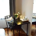 Aparthotel Blooms - Center By Friendly