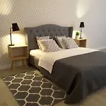 Blooms - Center By Friendly 3*