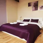 Blooms - Center By Friendly Aparthotel