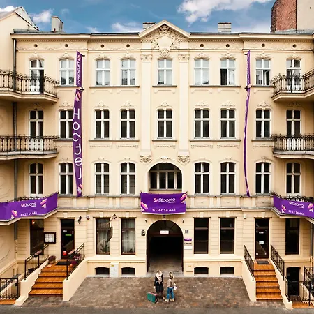 Blooms Inn - City Center Poznan By Friendly Apartments Lägenhetshotell *