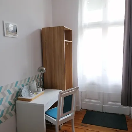 Blooms Inn - City Center Poznan By Friendly Apartments Lägenhetshotell *