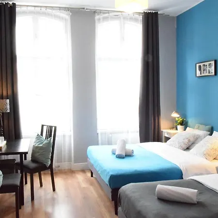 Blooms Inn - City Center Poznan By Friendly Apartments * Poznań