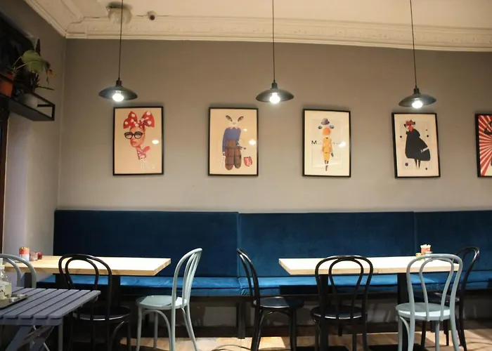 Апарт-отель Blooms - Center By Friendly 3*