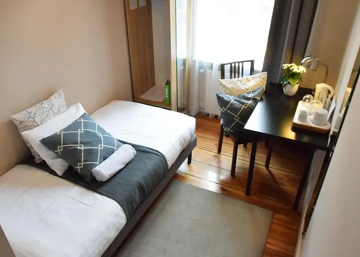 Aparthotel Blooms - Center By Friendly 3*