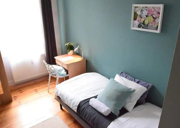 Blooms - Center By Friendly Poznan