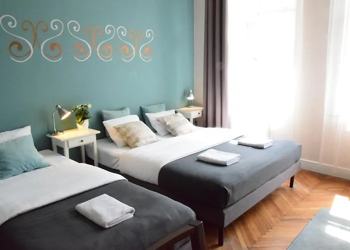 Blooms - Center By Friendly Aparthotel