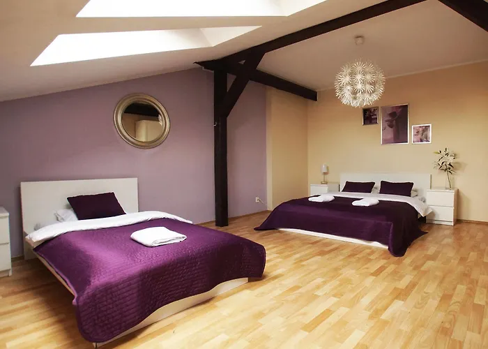 Blooms - Center By Friendly شقة فندقية بوزنان