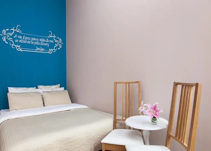 Blooms - Center By Friendly 3* Познань